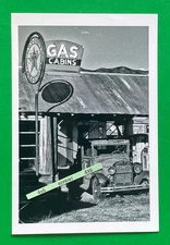 Found PHOTO of Old Vintage TEXACO Oil Company Gas Station & Cabins