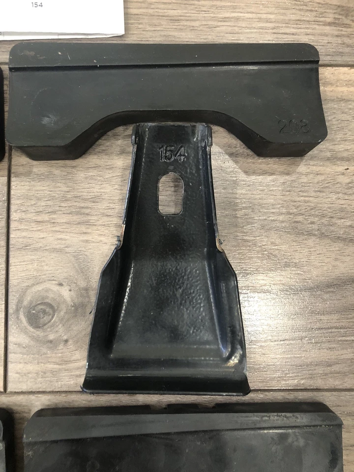 🇨🇦Kit Thule 5046 (145046) HONDA CR-V, SUV de 5 puertas 2017-2022 para abrazadera Thule Evo Foto 3 de 4