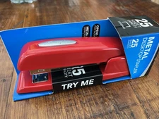 Swingline 747 Full Sized Red Metal Stapler, 25 Sheet Capacity Office space Red