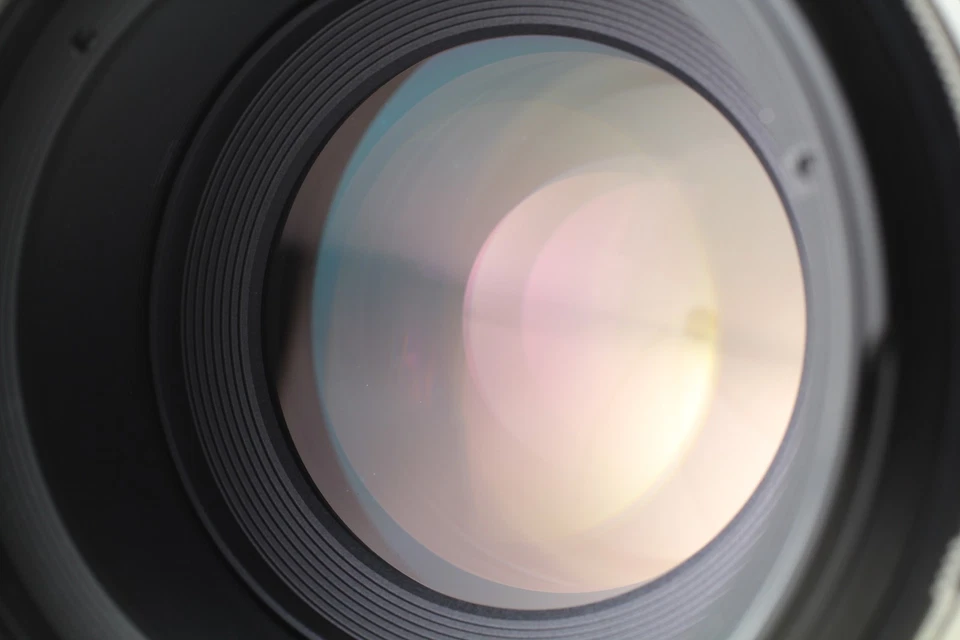 [Near MINT] Minolta AF 100mm f/2.8 Macro Lens From JAPAN - Image 2 of 4