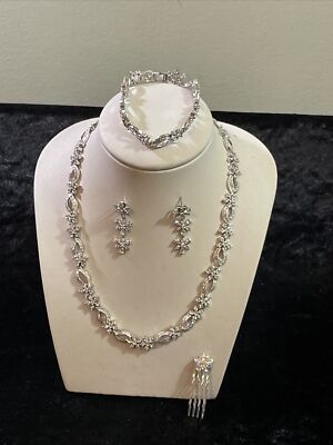 NEW Nadri Wren Cubic Zirconia Cluster Statement Matched Set - Sold Per Piece