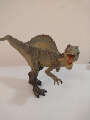 Papo Spinosaurus 2007 12  Long Figure Movable Jaw Dinosaur - With Missing Limb