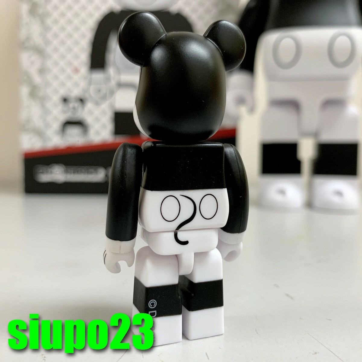 Medicom 400% + 100% Bearbrck ~ Mickey Mouse 2020 Black