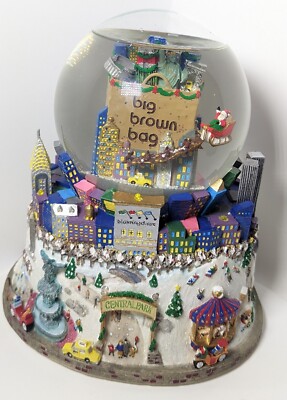 Bloomingdales Big Brown Bag NYC Central Park Twin Towers Music Snow Globe