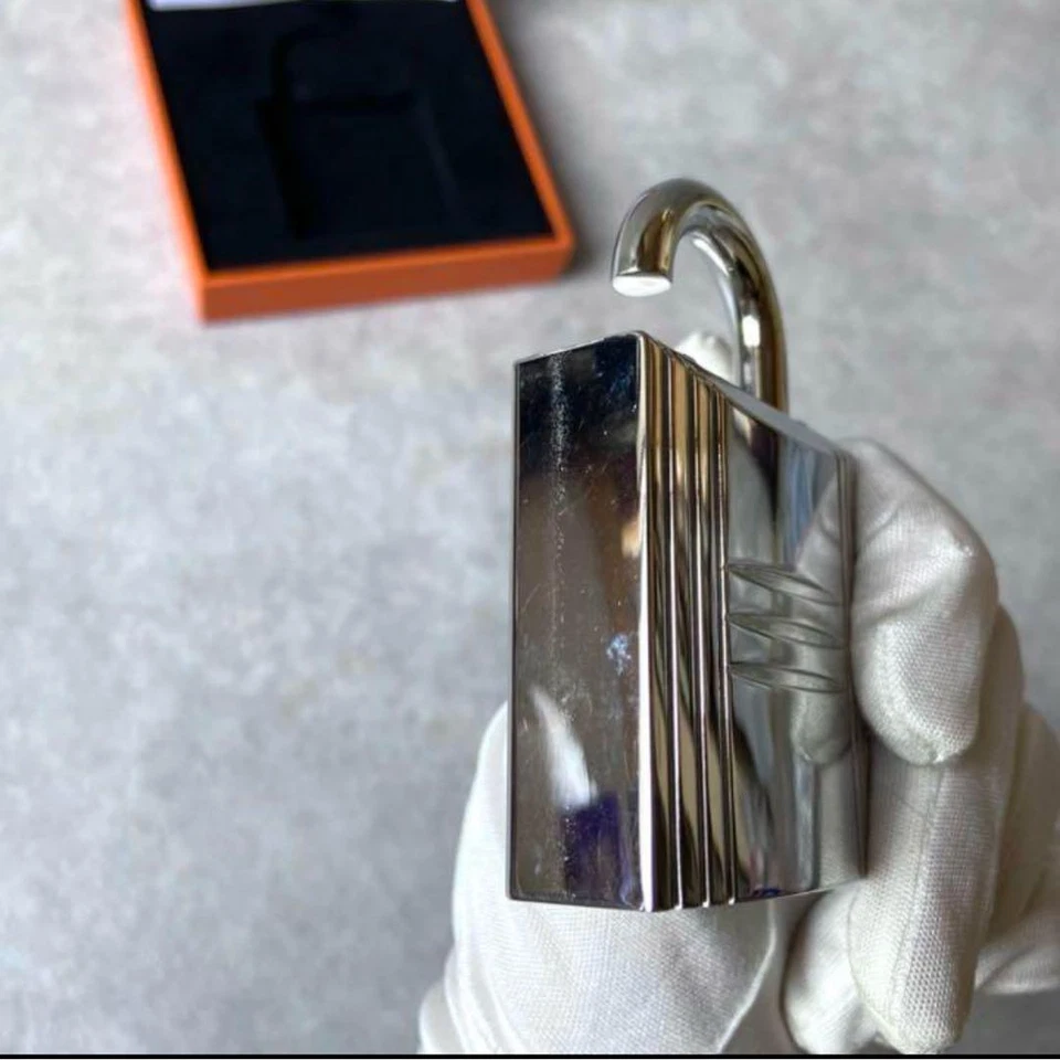 Auténtico Estuche Botella Perfume HERMES Vintage H Logotipos Cadena Bloqueo Plateado en Caja Foto 4 de 4