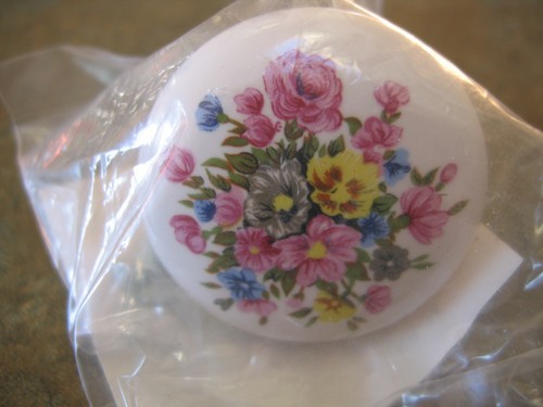 CERAMICA BIANCA Fiori Selvatici Tira Pomello Cassetto Armadietto Ferramenta 1 1/2" ACHIM