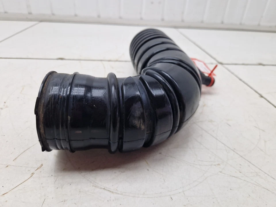 Toyota Hilux 2011 2,5 diésel D4D manguera de admisión de aire 17881-0L180 Foto 4 de 4