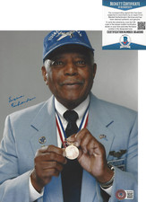 EUGENE RICHARDSON SIGNED TUSKEGEE AIRMEN WWII SIGNED 8x10 PHOTO BECKETT COA BAS!