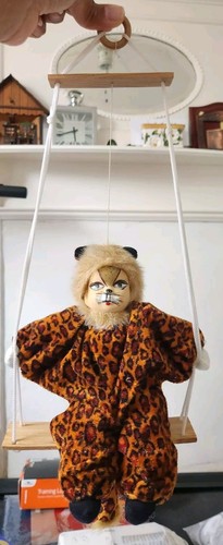 Leopard Cat-Clown on a Swing Marionette doll Painted face ceramic - Picture 5 of 12