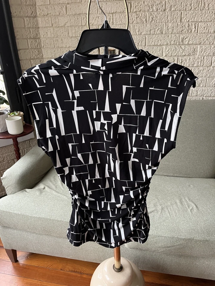 Vince Camino Blouse Size Small Black White Sleeveless Business Casual Pattern — 第 2/4 张图片