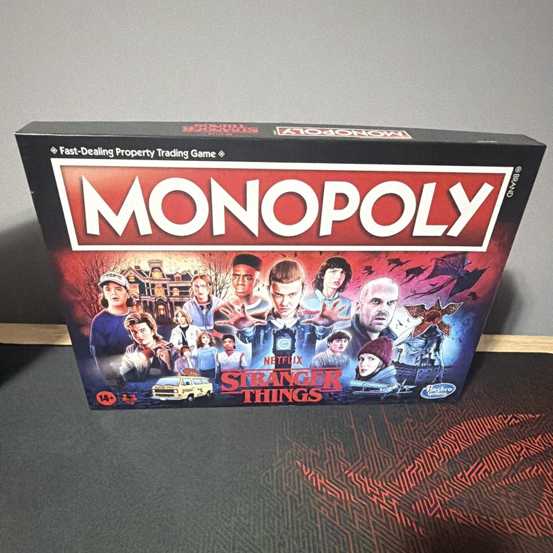 Hasbro Gaming Monopoly Stranger Things Edition Board Game 2+ Players 14+