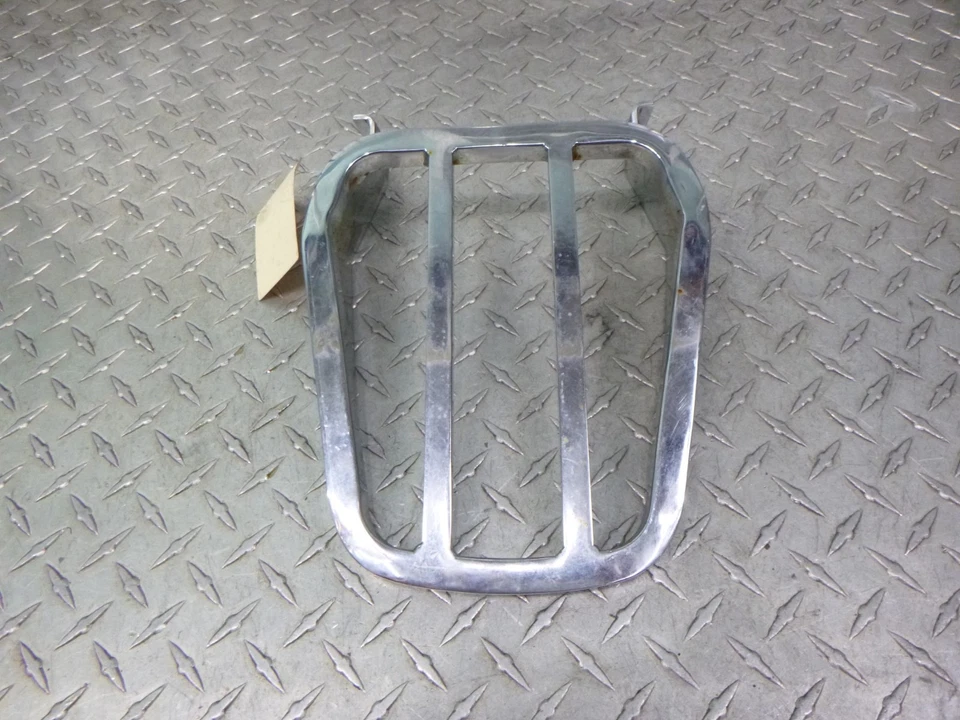 Portaequipajes Sissy Bar 2007 con respaldo Harley Davidson Sportster Custom XL1200C Foto 3 de 4