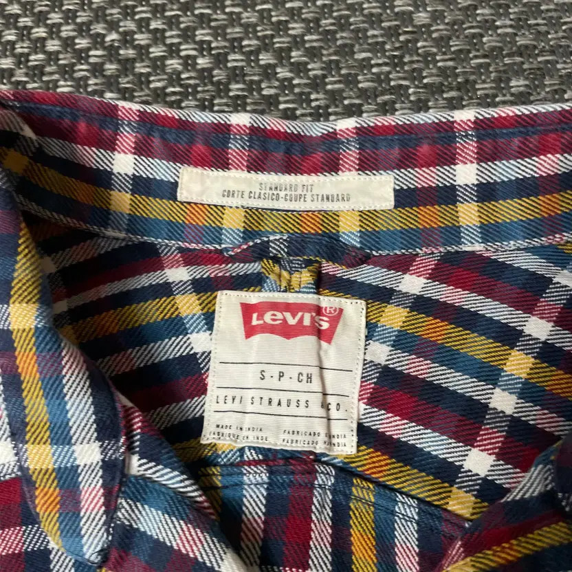 Levi's Red, Yellow, Blue Multi-Pattern Long Sleev… - image 3