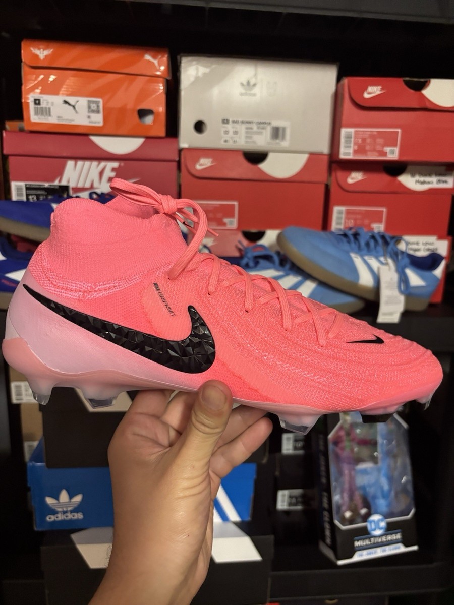 New With Box Nike Phantom Luna Elite Fg Size 10