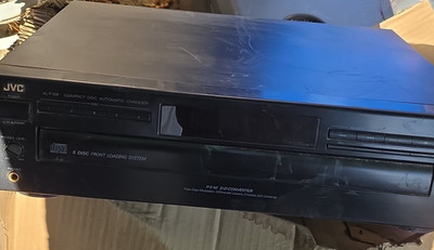 JVC XL-F108 5-Disc CD Changer Black CD Player Headphone Jack Front Loading