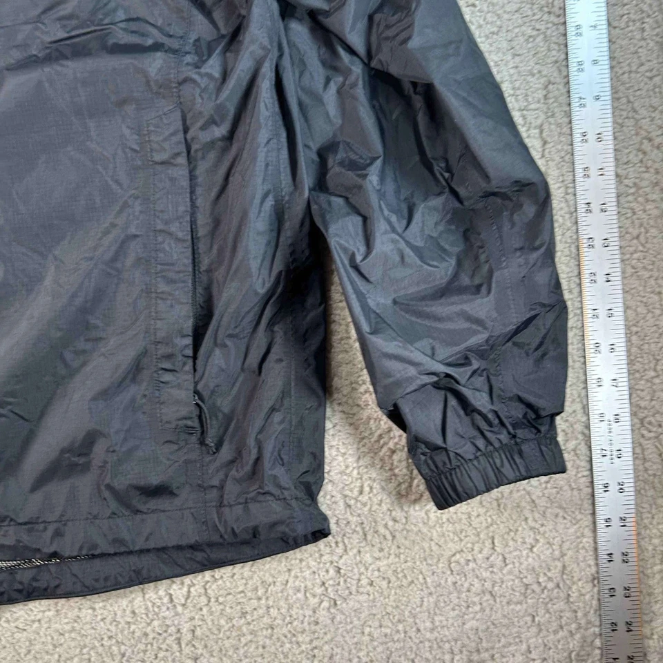 Jaqueta de chuva leve The North Face Dryvent masculina preta com capuz tamanho grande - Imagem 2 de 4