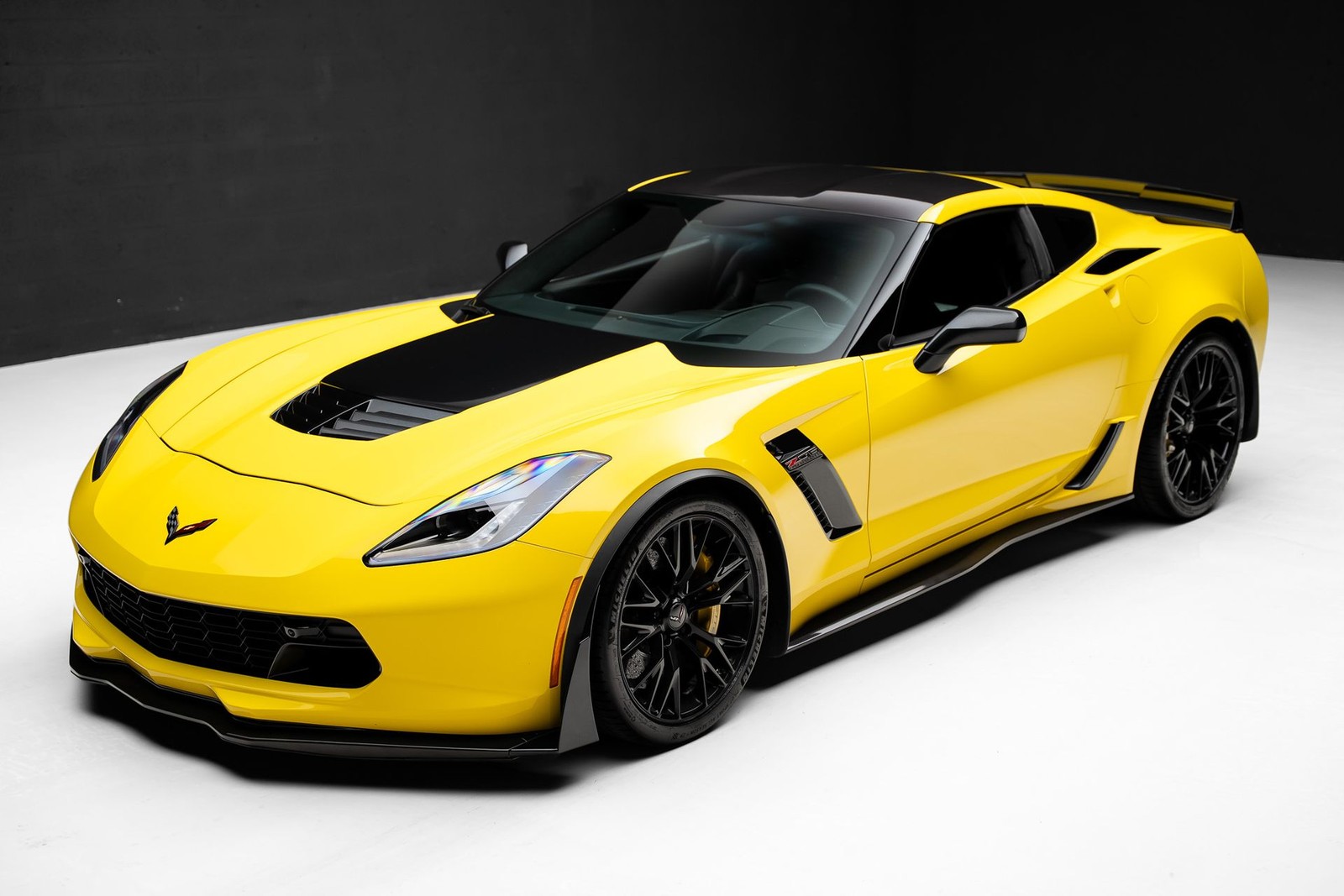2016 Yellow Chevrolet Corvette   | C7 Corvette Photo 5