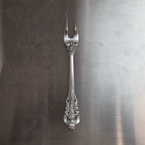 Wallace Grande Baroque Sterling Silver 1 Pickle / Olive Fork 5 1/2"