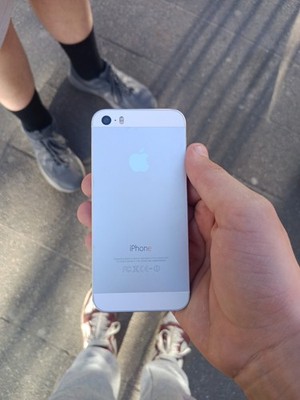 Apple iPhone 5S 16GB ohne Simlock