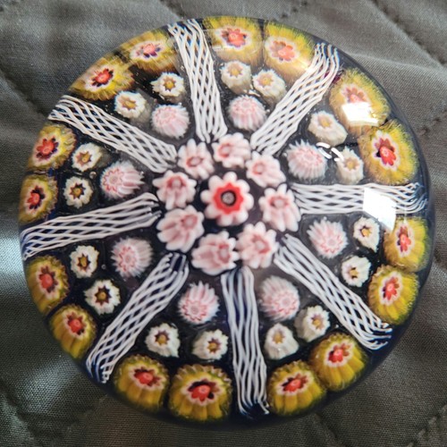 Fermacarte in vetro artistico Strathearn Spoke & Cane ottime condizioni! - Foto 4 di 14
