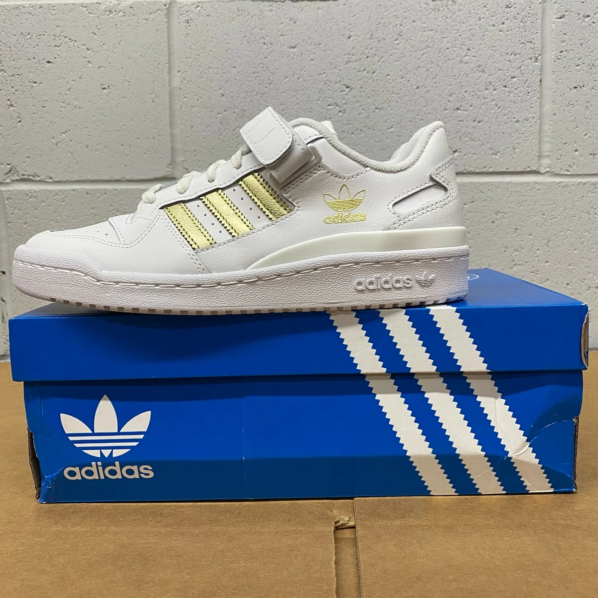 Adidas us top 7.5 gold