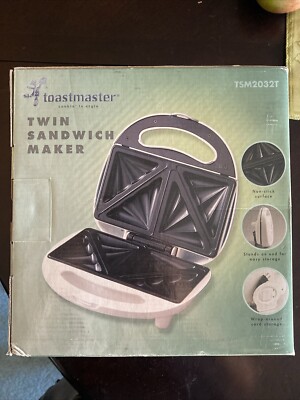 Sandwich Maker Toastmaster Twin TSM2032T 
