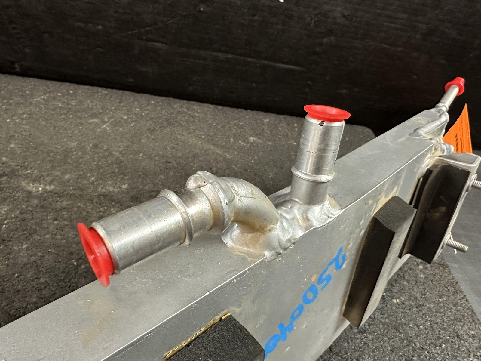 02-06 MASERATI 4.2 FUEL TANK DISAREATOR