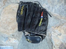 Wilson Conform: DFS-  A1917 Prostock  LHT Goes On Right Hand