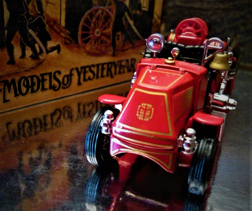 1920 MACK AC FIRE ENGINE YFE01 limited 1993 Matchbox series. - Picture 6 of 6