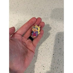 Disney - The Muppets - Miss PDisney - The Muppets - Miss Piggy from Build A Pin