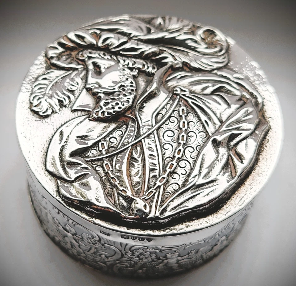 Estatueta prata vitoriana Heavy Repousse rapé/caixa de tabaco Hanau importada 1893 - Imagem 3 de 4