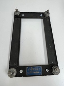 945831_3