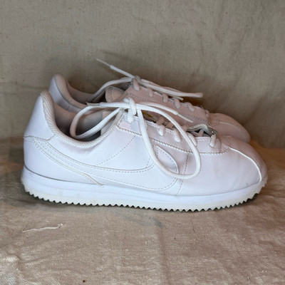 Nike Cortez Basic SL White on White Shoes Big Kid's Sz 6Y 904764-100 No Insoles