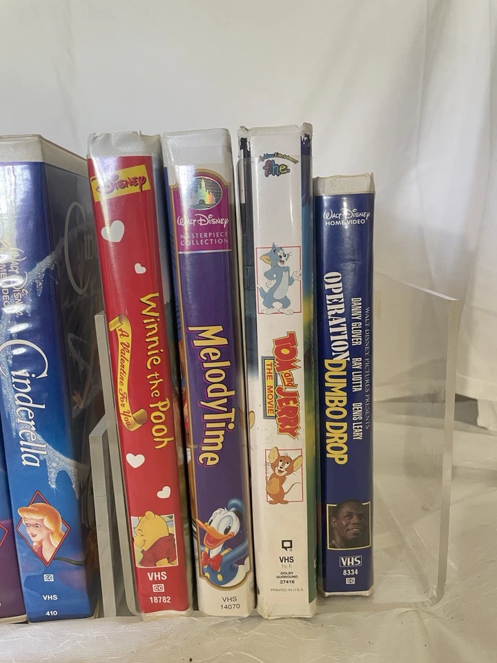 Disney & Family VHS Tape Collection Lucky 13 Lot Good Condition 8 Disney + 5 - Image 2 of 4