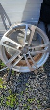 1 Genuine 18 Audi Tt Alloy Wheel 8s0601025e 8.5j Et50