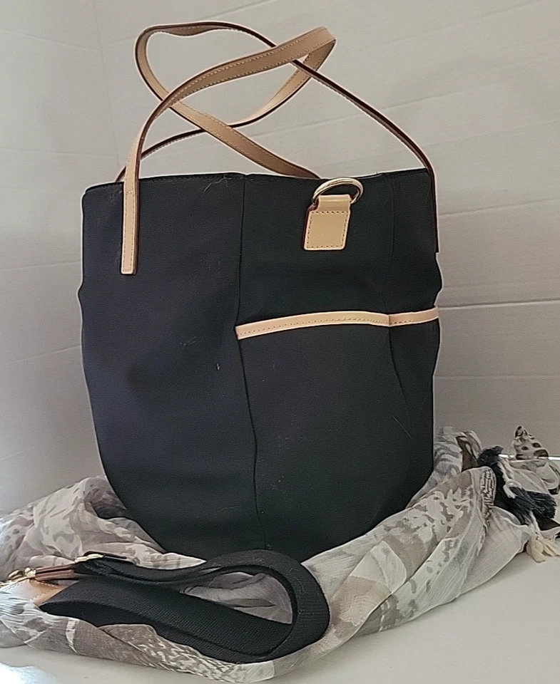 Kate Spade Lg. Bolso de Pañales / Bolso de Mano con Borde de Cuero Foto 4 de 4
