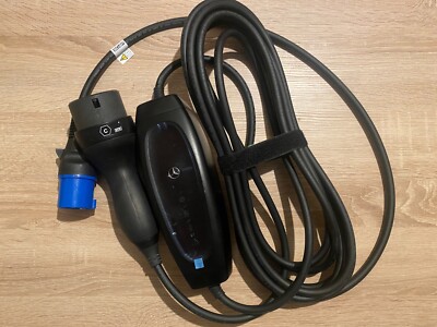 Mercedes Benz MB A0005833105 Ladegerät Ladekabel CEE Wahlbox 