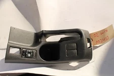 2002-2003 SUBARU IMPREZA WRX WAGON CENTER CONSOLE CUP HOLDER TRIM SWITCH M2410