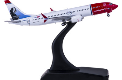 1:400 JC Wings Norwegian Air Shuttle B737 MAX 8 Passenger Airplane Diecast Model