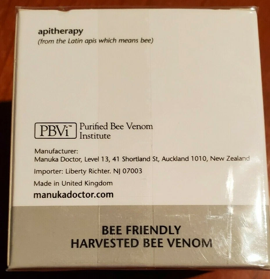 Mascarilla facial rejuvenecedora con veneno de abeja purificado MANUKA DOCTOR 1,69 fl. oz Foto 2 de 3