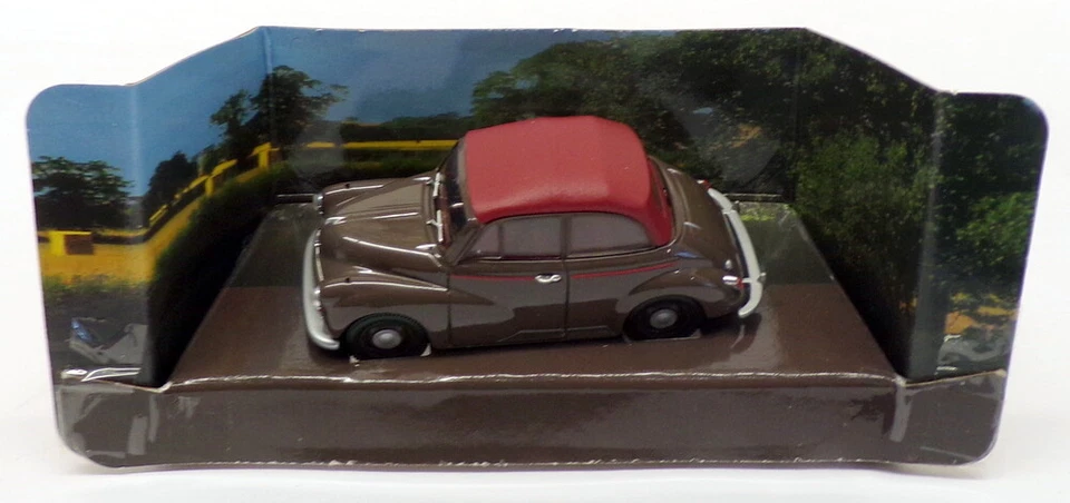 Corgi 1/43 Scale Diecast 96755 - Morris Minor Convertible - Brown/Red - Image 2 of 3