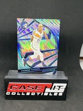 2022 Panini Revolution WNBA - Yvonne Turner #56 Lava /10 H27