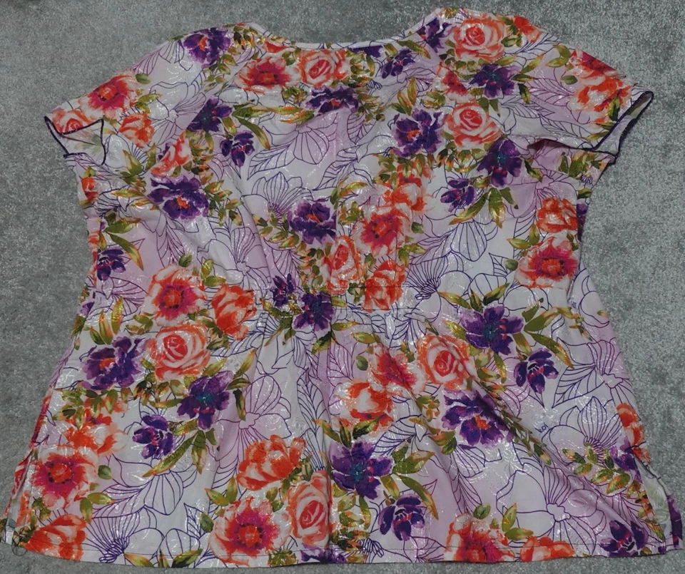 Koi Kathy Peterson Scrub Top Women's Size 2X Floral Multicolor Embroidered - Image 4 of 4
