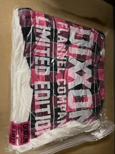 Dixxon Flannel Company Snap On Limited Edition Pink Blanket Brand New See Pics!!