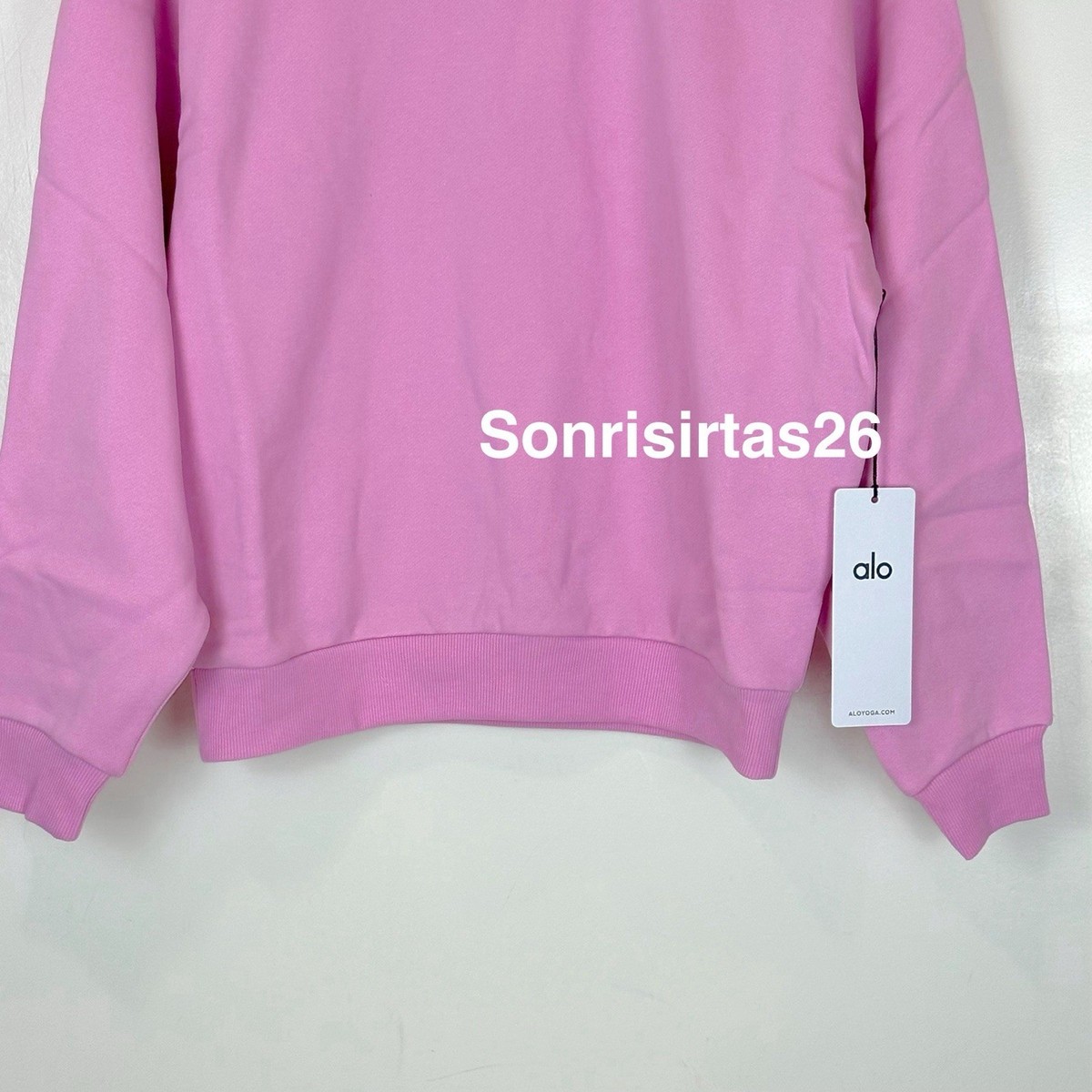 Alo Yoga Accolade Crew Neck Pullover Valentine's Candy Heart Pink