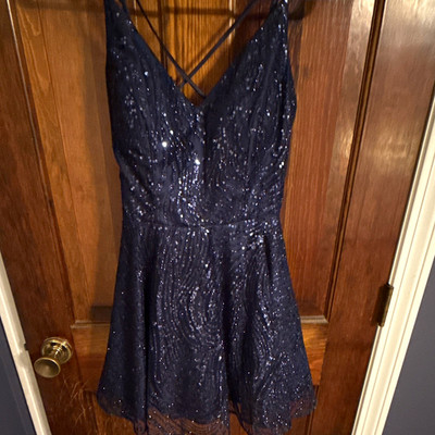 B. Darlin Women s Blue Sequin Mini Dress Sz 3/4 V-Neck Spaghetti Strap Lace-Up