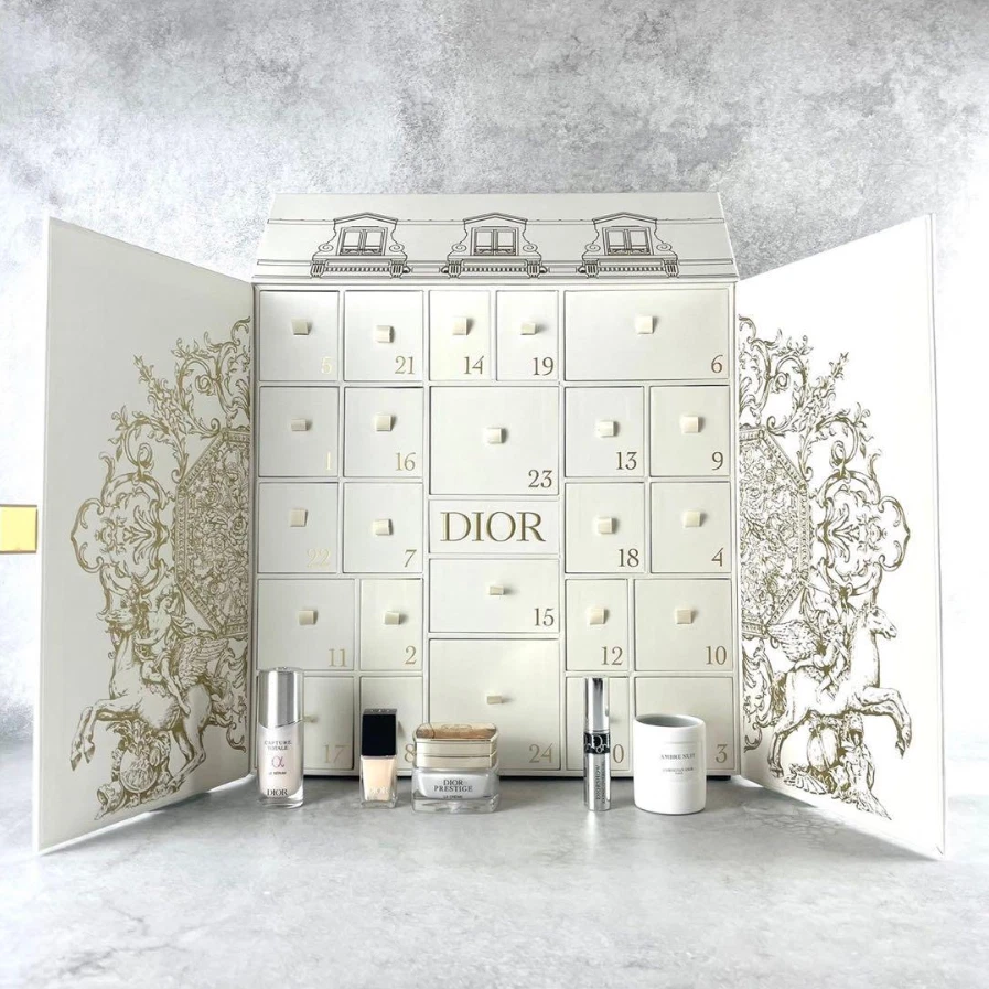 CALENDRIER DE L'AVENT DIOR 2023 Lot de 24 cadeaux beauté surprise Noël vacances