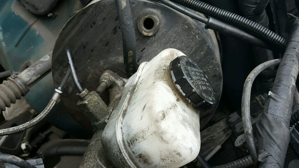 Ford F150 2001 2002 2003 ABS Power Brake Booster Bosch Foto 2 de 4