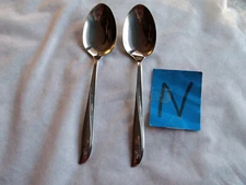 2 SERVING SPOONS ONEIDA COMMUNITY TWIN STAR STARBURST STAINLESS STEEL FLATWARE