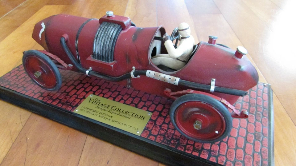  1910 Indy type tin race car 11" long wood base Enesco collection Lou Chevrolet - Image 4 of 4